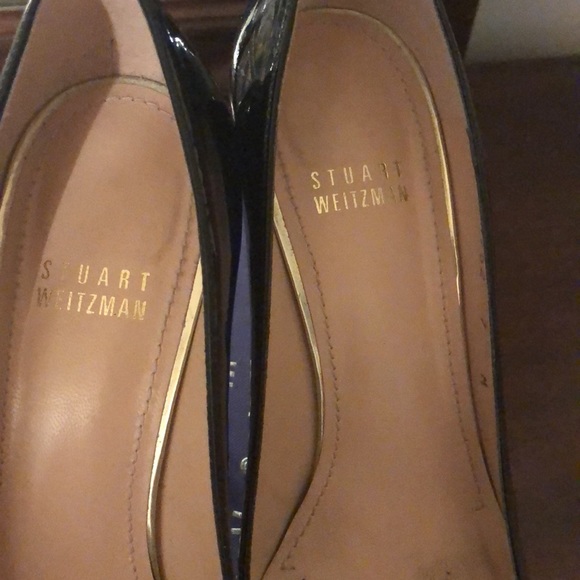 Black patent leather shoes. Size 7 like new - Picture 4 of 4